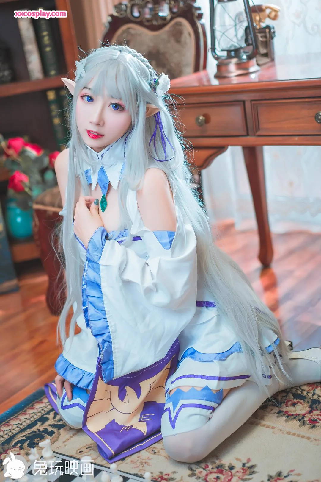 兔玩映画：和艾米莉亚一起下棋